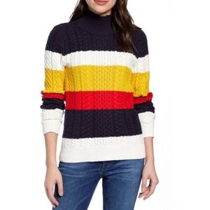 1901 CABLE STITCH TURTLENECK